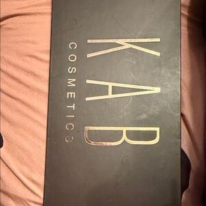 KAB Cosmetics Bronzer & Contour Palette - Black
